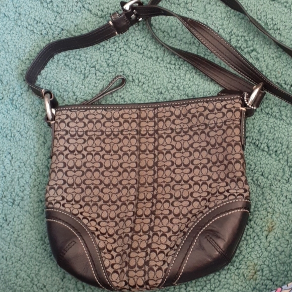 Coach Handbags - Coach handbag